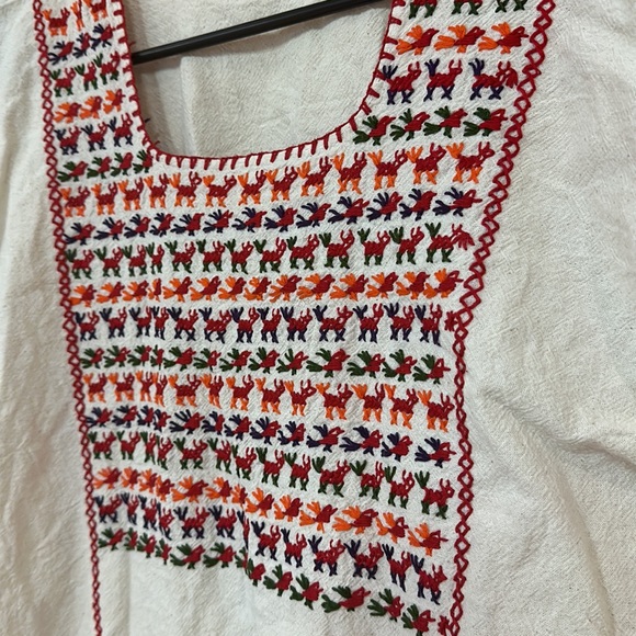 EUC🔹️Boho embroidered top blouse size Small - Picture 5 of 6
